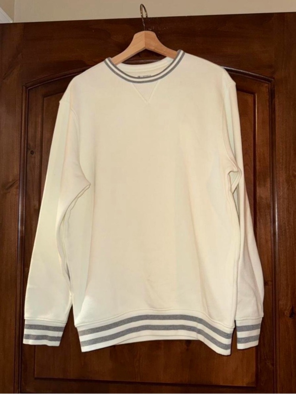 Daniel Cremieux Cream Crewneck Sweater with Gray Stripe Trim